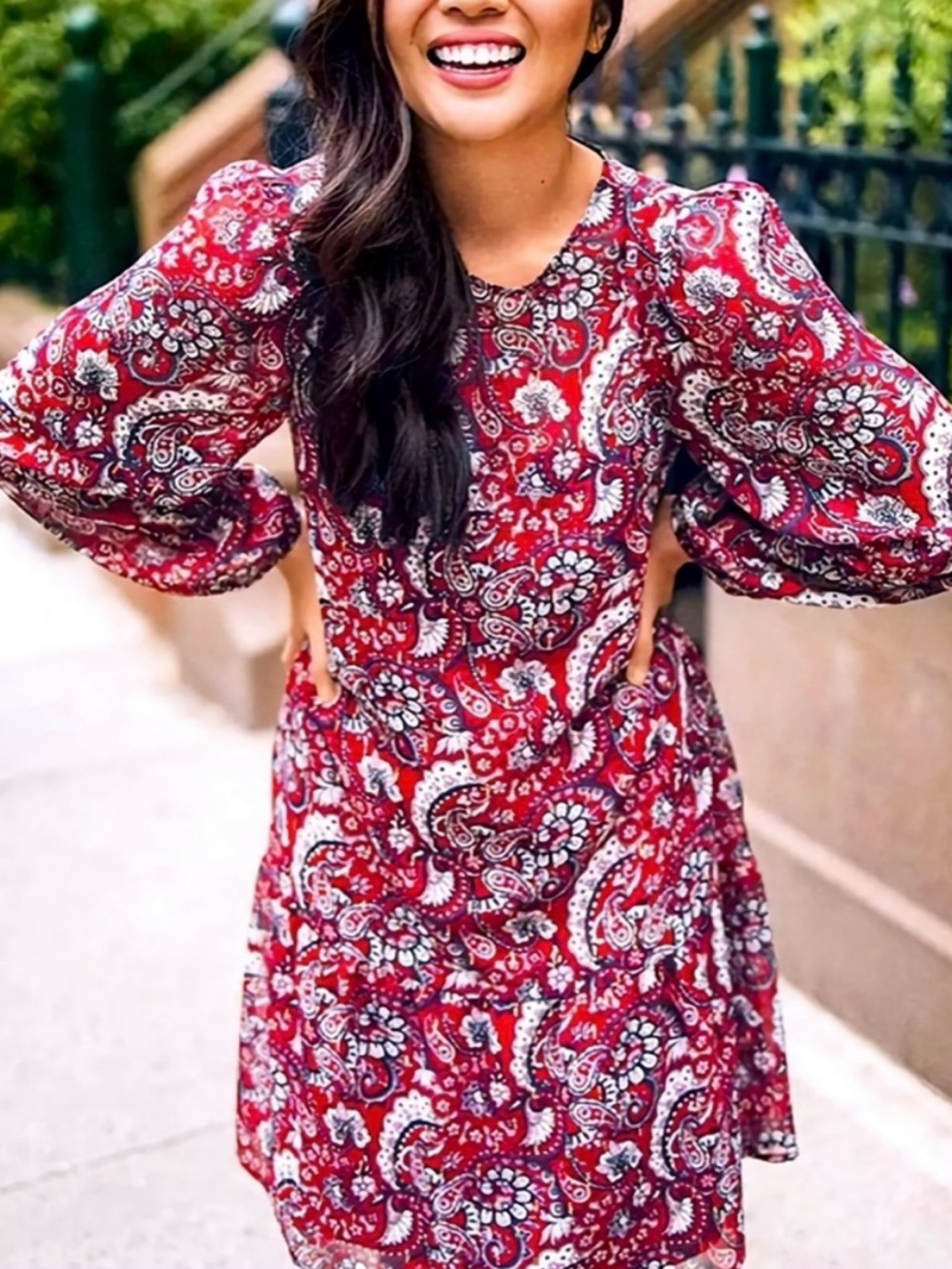 ❤️Loft red shimmer paisley flounce dress. Fully lined. NWT. Size S.